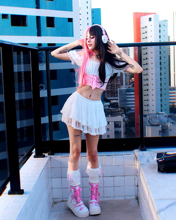 jadelaverne instagram image archive image