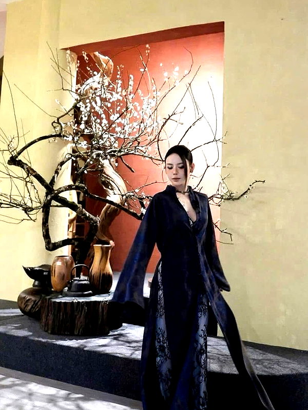 lyhythuedoxinh instagram image archive image