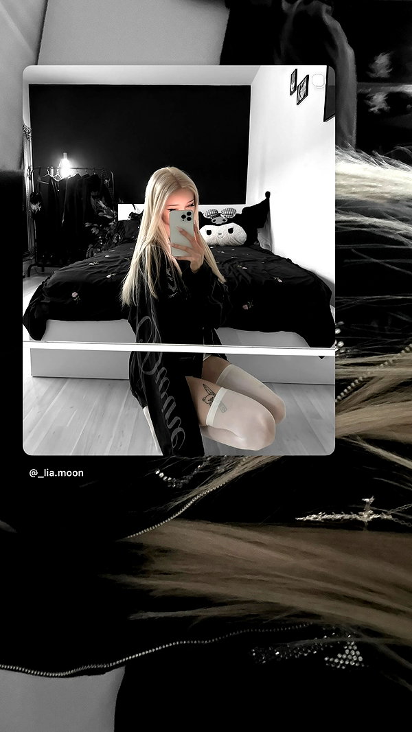_lia.moon instagram image archive image