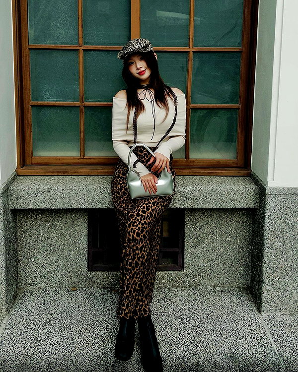 e.shao_417 instagram image archive image