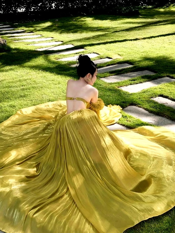 lyhythuedoxinh instagram image archive image