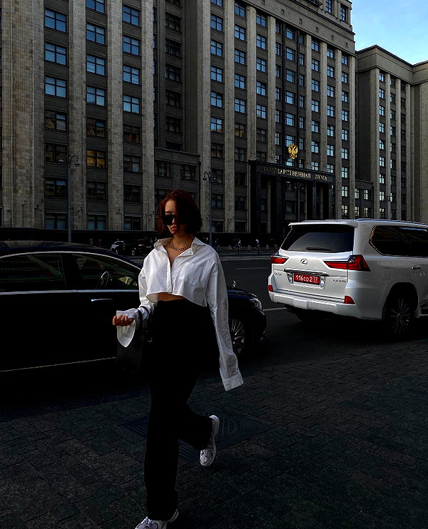 veroni22ka instagram image archive image