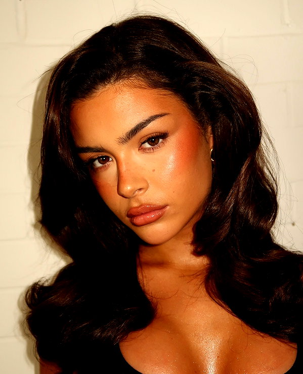oliviaphillipps instagram image archive image