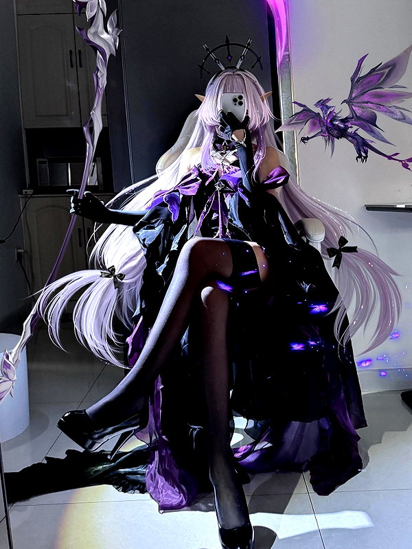 gallery_cosplayer instagram image archive image