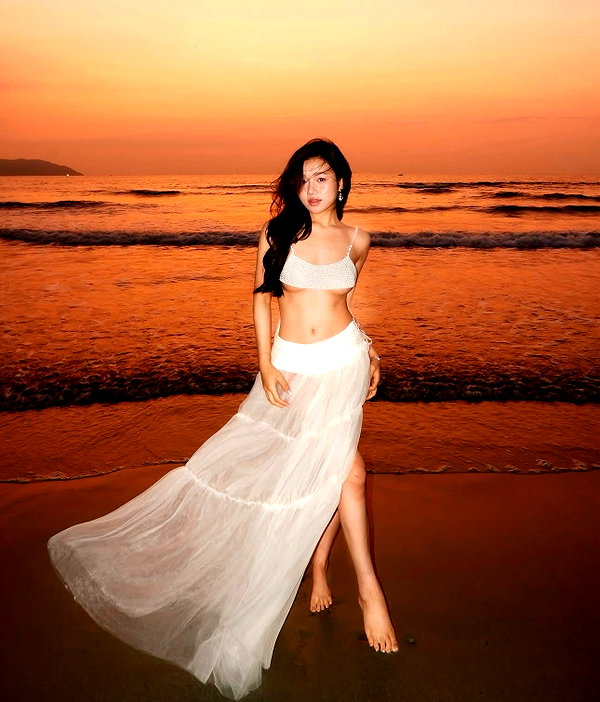 lyhythuedoxinh instagram image archive image