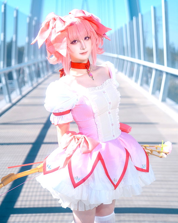 miee_cos instagram image archive image
