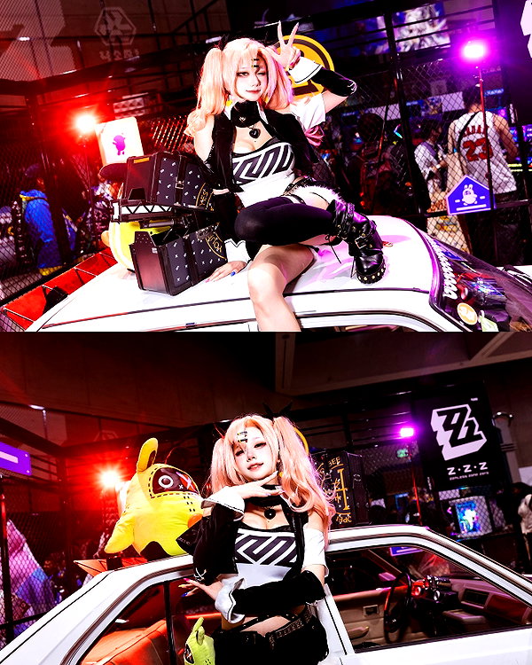 xier_cos instagram image archive image