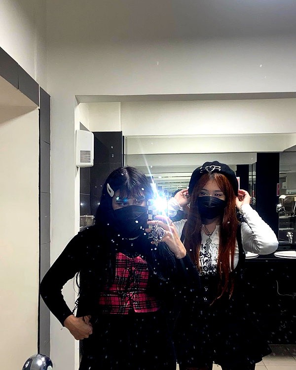 is2tian instagram image archive image
