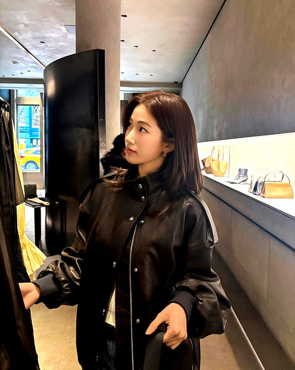 zuhazana instagram image archive image