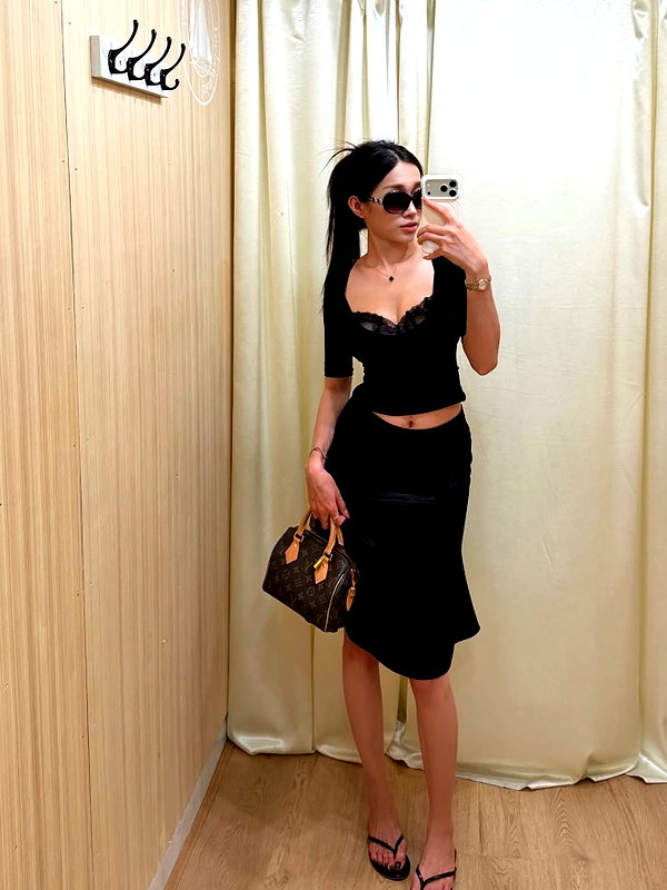 lyhythuedoxinh instagram image archive image