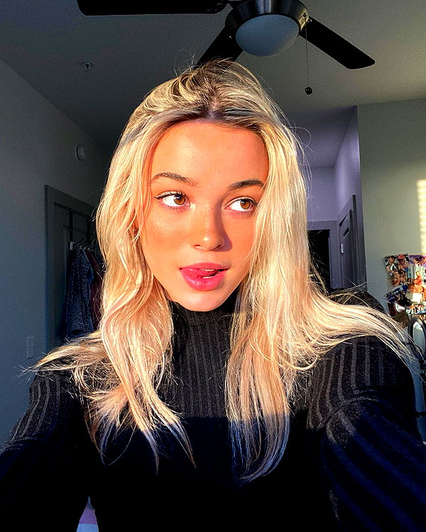 livvydunne instagram image archive image