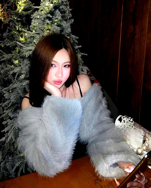 lyhythuedoxinh instagram image archive image