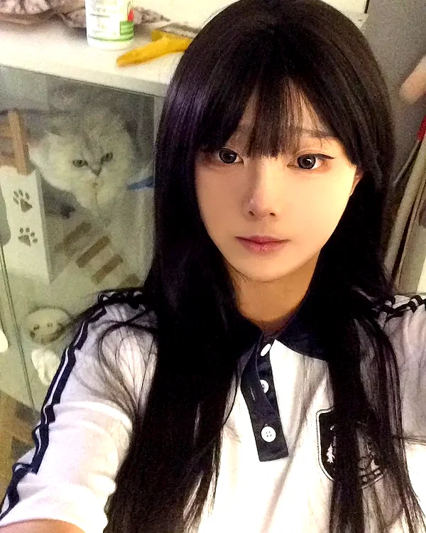yingyinng_ instagram image archive image