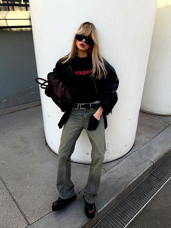 kkwwwv instagram image archive image