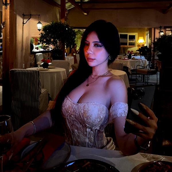 lyhythuedoxinh instagram image archive image