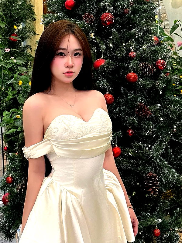 lyhythuedoxinh instagram image archive image