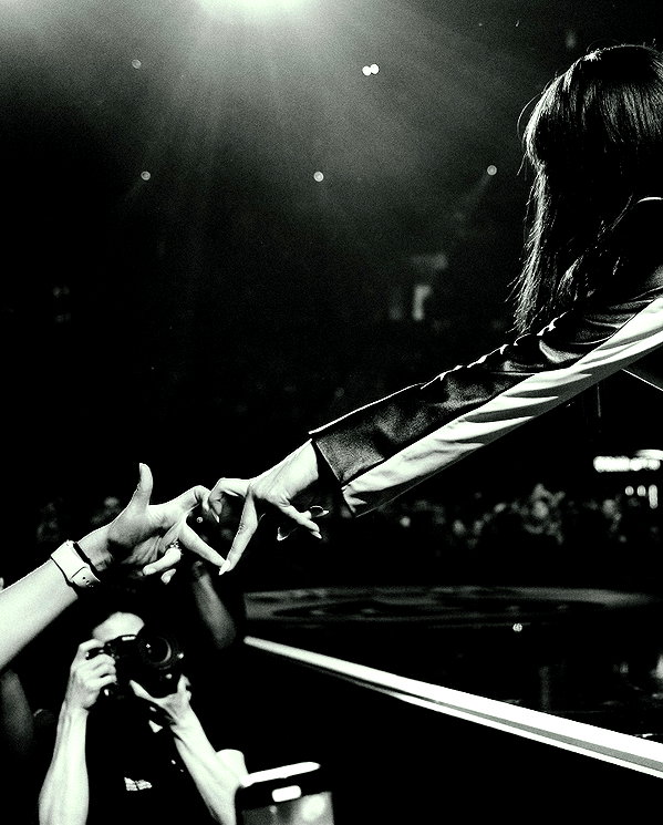 camila_cabello instagram image archive image