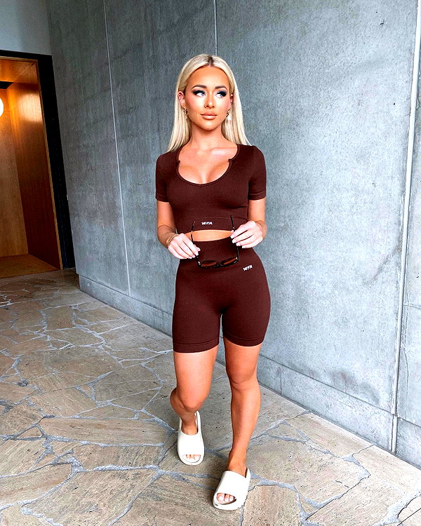 allieauton instagram image archive image