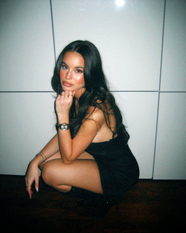 zoeliss instagram image archive image