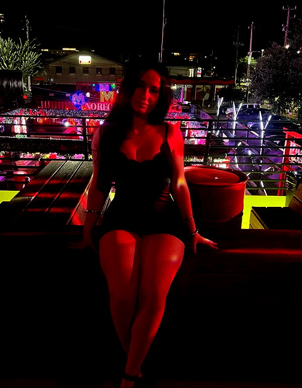 deserveeanna instagram image archive image