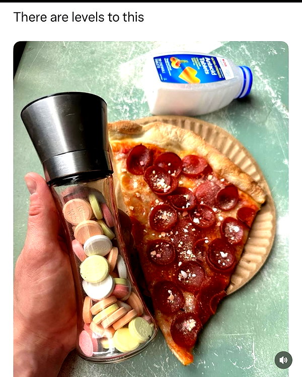 peachtoot.plz instagram image archive image
