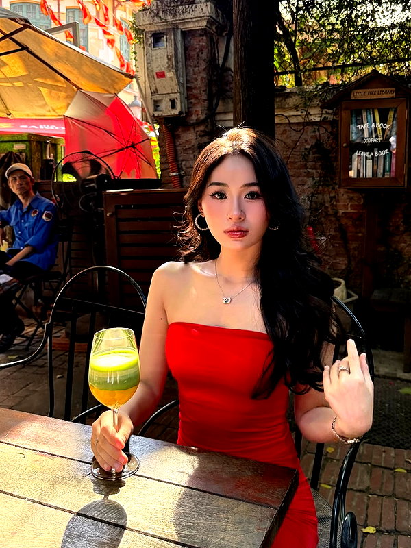 lyhythuedoxinh instagram image archive image