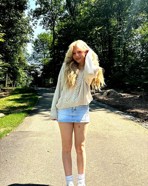 olivia.bolgerr instagram image archive image