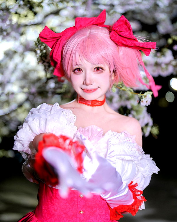 xier_cos instagram image archive image