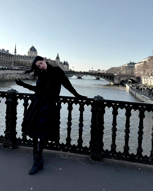 leonanaomii instagram image archive image