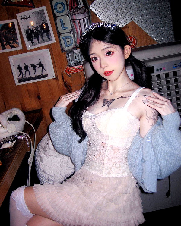 nixqq.425_ instagram image archive image