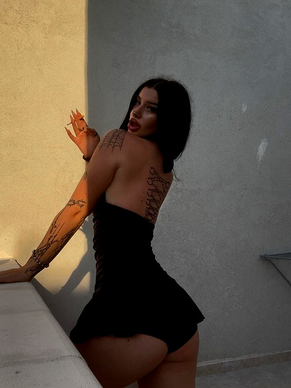 shawtysuzi instagram image archive image