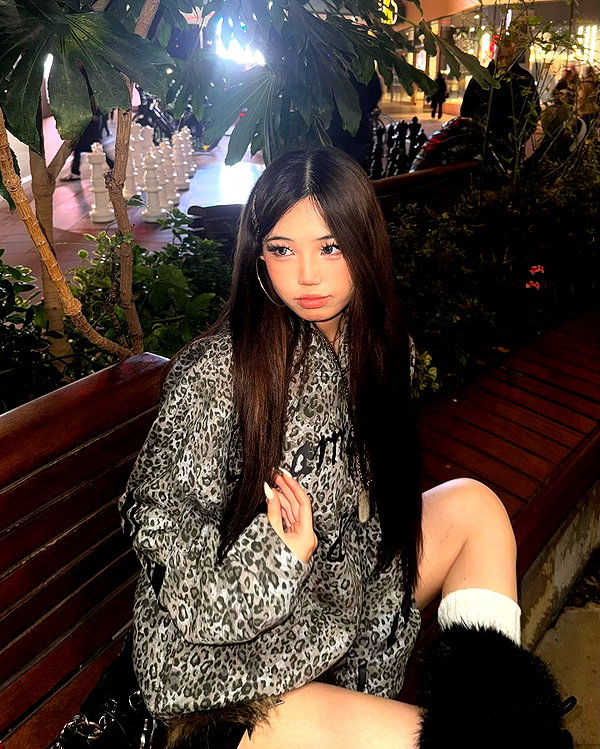 joycee.e instagram image archive image