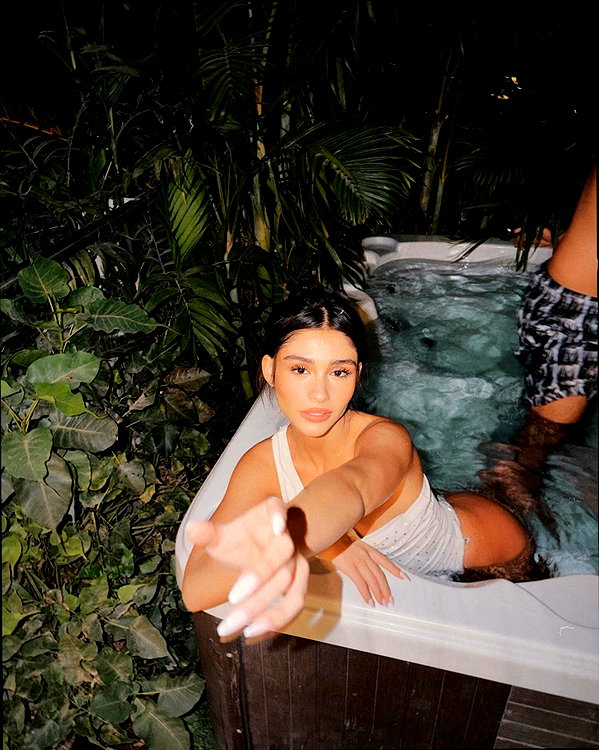 yuvalhazan___ instagram image archive image