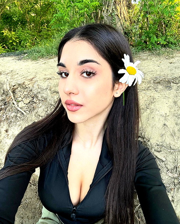 owlydiaa instagram image archive image
