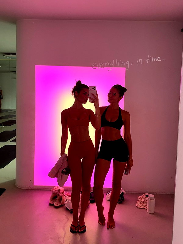 oliviaphillipps instagram image archive image