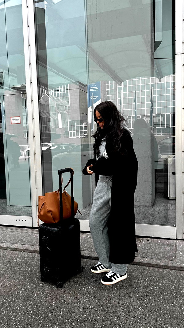 zoeliss instagram image archive image