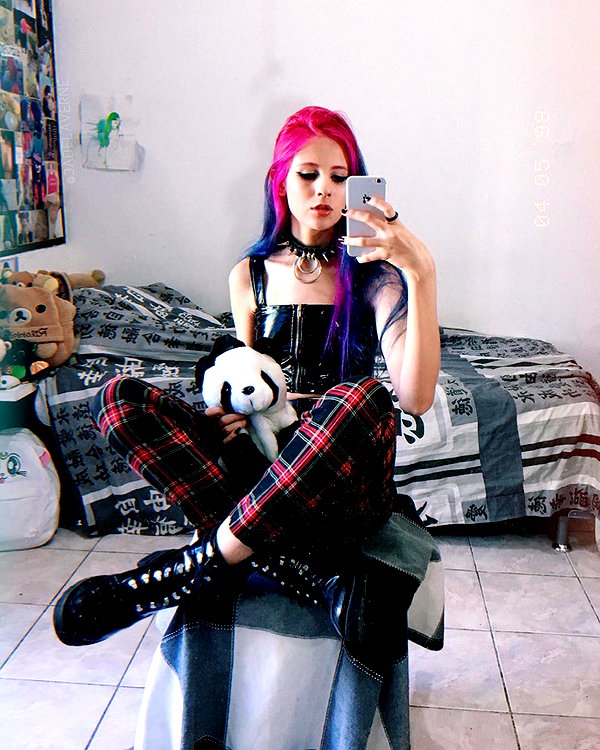 jadelaverne instagram image archive image