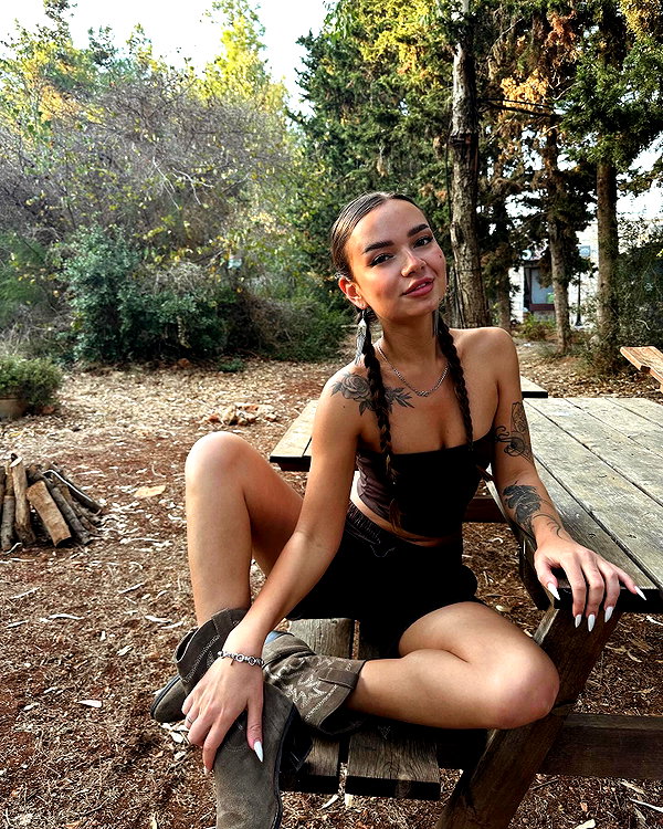 daria.temnik1 instagram image archive image