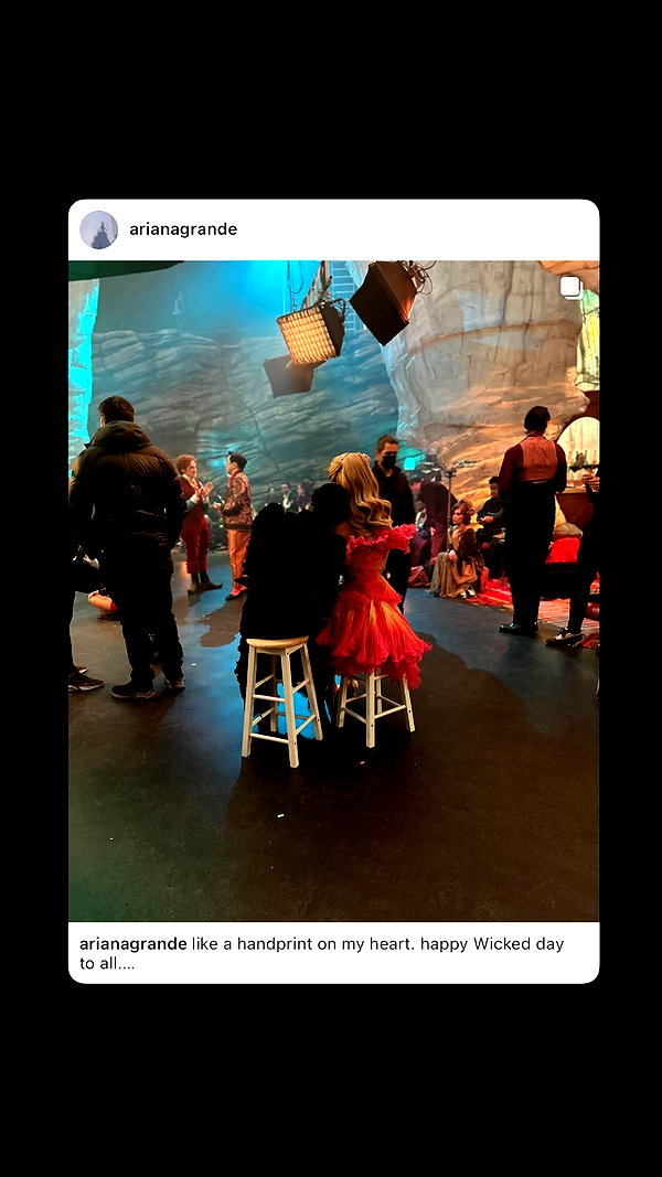 arianagrande instagram image archive image