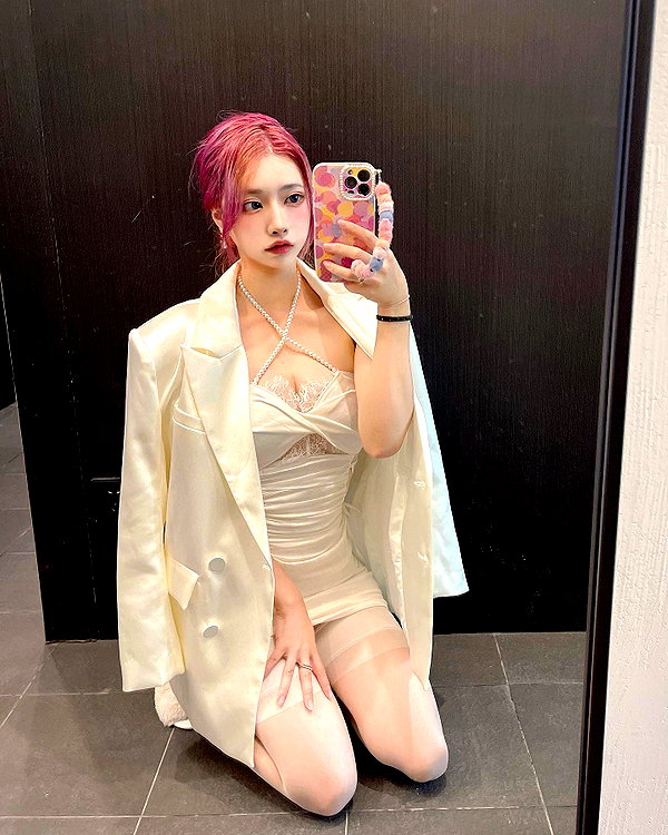 erokochiba instagram image archive image