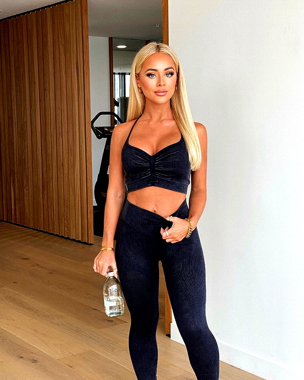 allieauton instagram image archive image