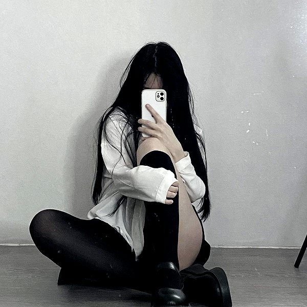 glowmoonshorty instagram image archive image