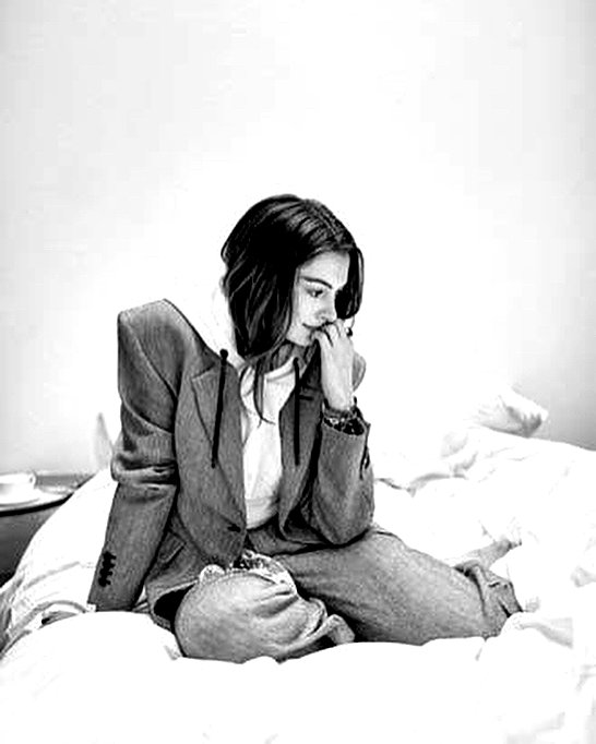 annehathaway instagram image archive image