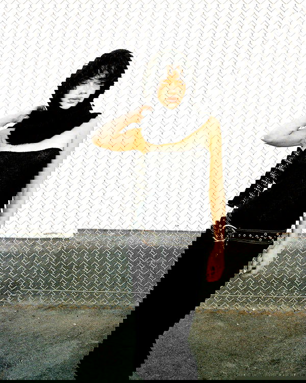 leonanaomii image ~ Altpins