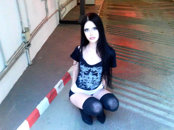 yanyluya instagram image archive image