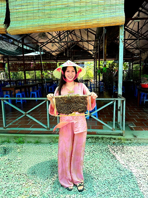 ngochanssi_ instagram image archive image