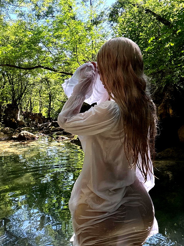 aly.revolver instagram image archive image