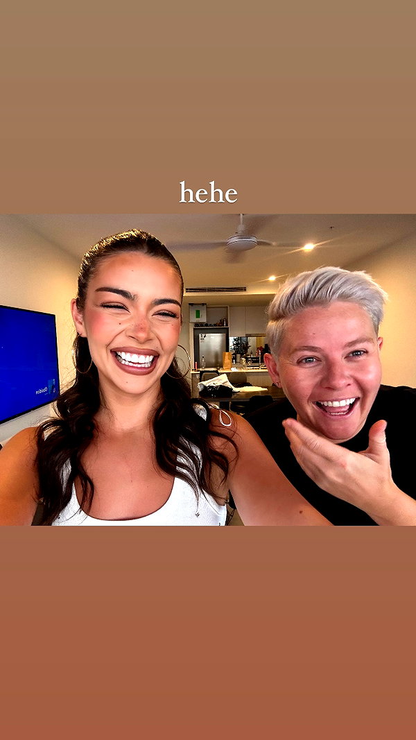oliviaphillipps instagram image archive image