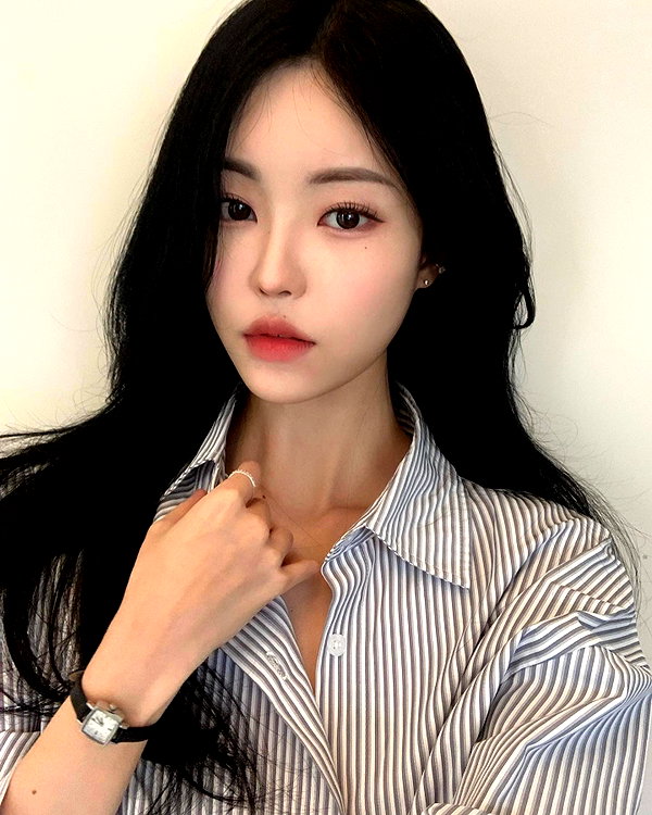 daxbin instagram image archive image