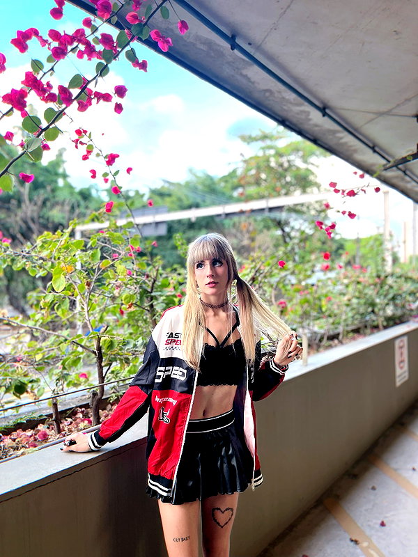 jadelaverne instagram image archive image